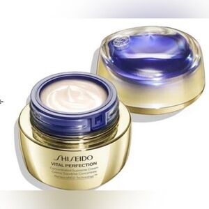 Shiseido Gold and Blue Moisturizer Supreme